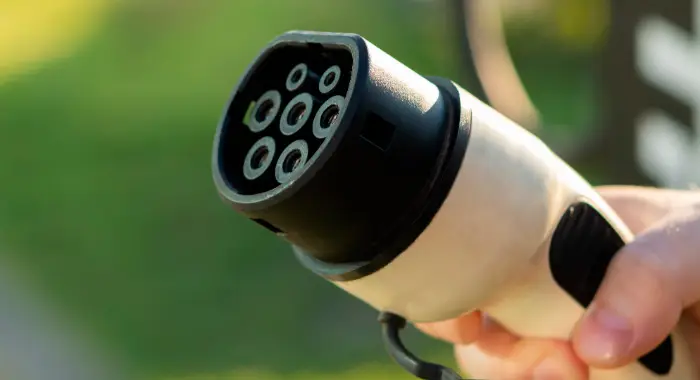 instalación cargador coche eléctrico